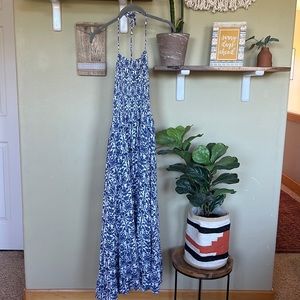 Mahina Island Style Detailed Back